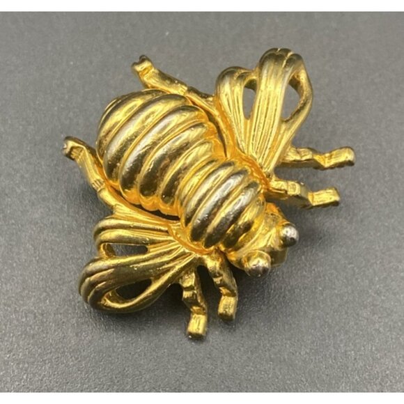 Joan Rivers Jewelry - Vintage Signed Joan Rivers "Started it All" Gold Tone Bee Pin Brooch Unisex